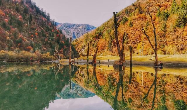 9个有着极致秋色的旅行地,10休闲区蓝鸢梦想 - Www.slyday.coM 9个有着极致秋色的旅行地,10休闲区蓝鸢梦想 - Www.slyday.coM