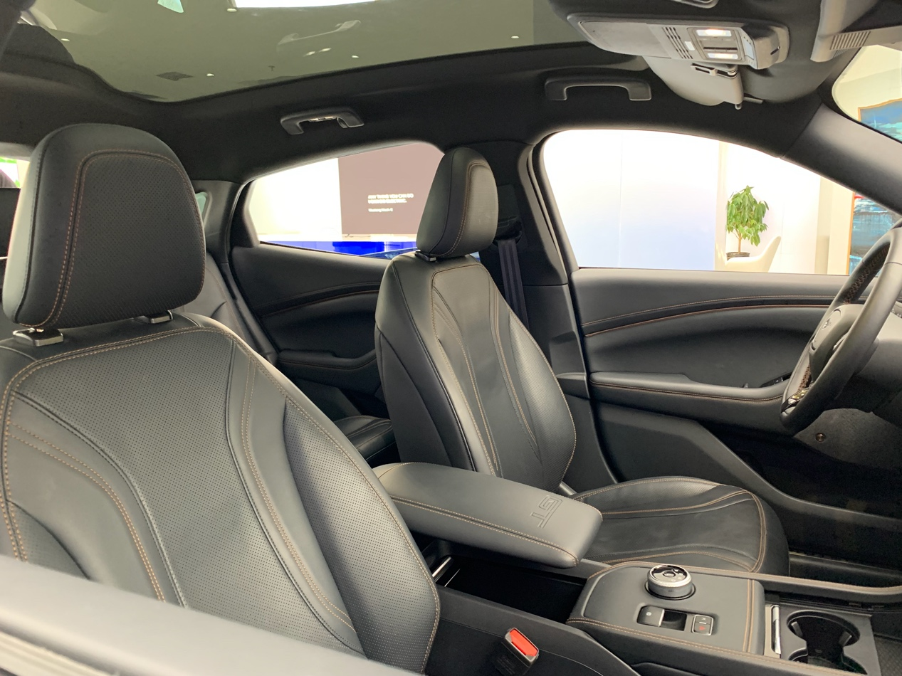 买bo音响送车福特电马mache到店实拍