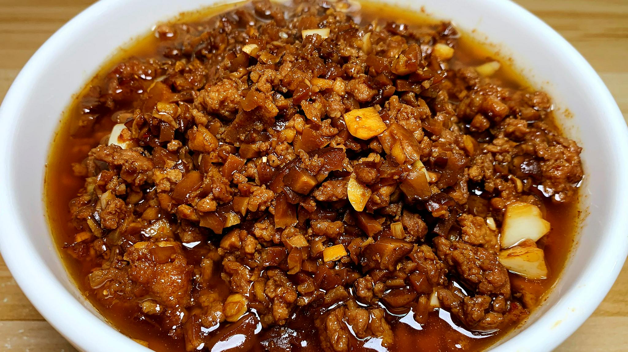 爱吃面条的学起来,面馆老板教我特色炸酱做法,拌面拌饭都好吃|炸酱