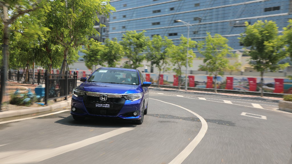 此外,新凌派搭载的hondasensing(安全超感)智能辅助驾驶系统.