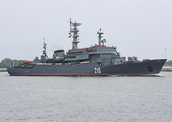 俄罗斯海军“斯莫尔尼”号训练舰（资料图）