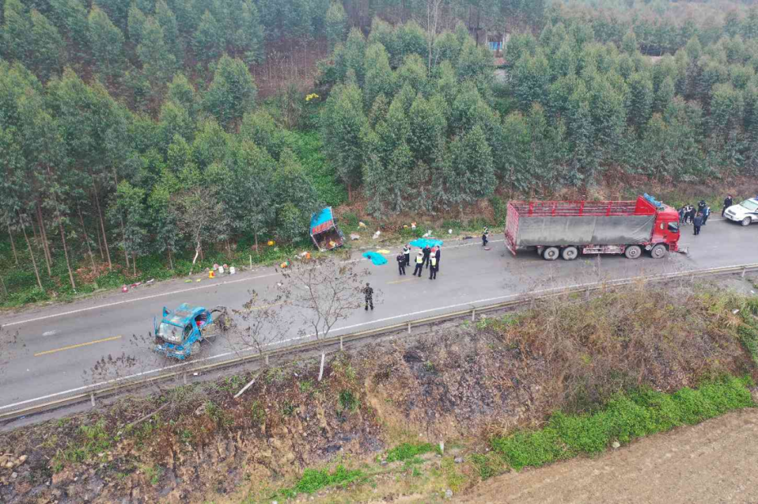 武鸣灵马"2021.2.25"较大道路交通事故深度调查情况发布