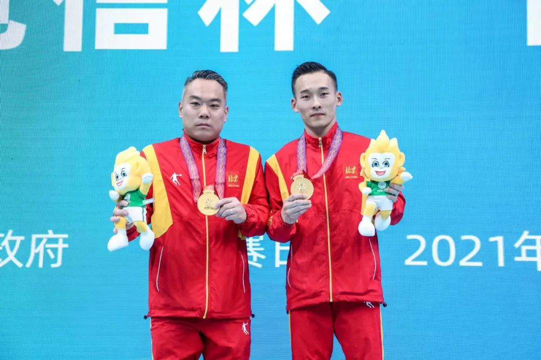 带伤夺冠！肖若腾摘得全运会体操男子个人全能金牌休闲区蓝鸢梦想 - Www.slyday.coM