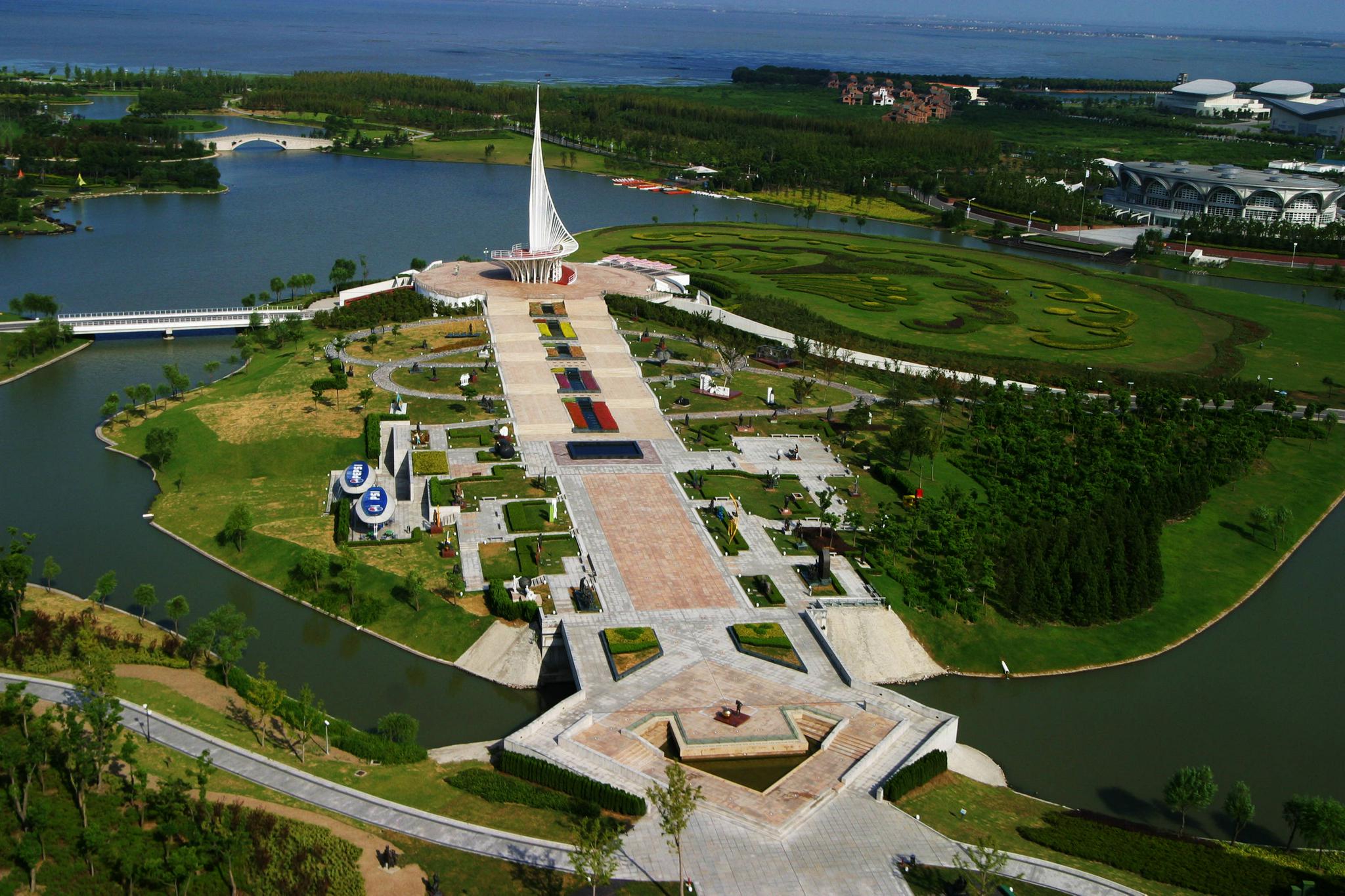 《东方绿舟》赵秀凤摄影