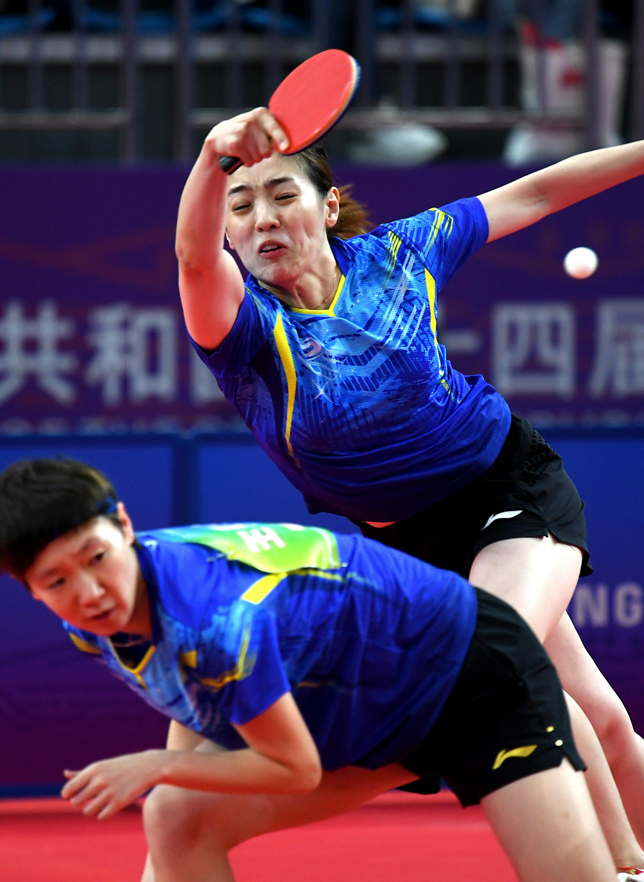 乒乓球——女子双打1/4决赛：王曼昱/车晓曦晋级四强休闲区蓝鸢梦想 - Www.slyday.coM
