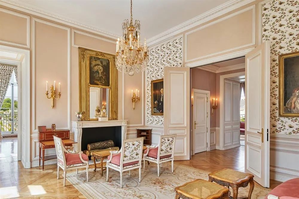 1万块体验凡尔赛，原来有钱人的生活就是这么朴实无华罢了！休闲区蓝鸢梦想 - Www.slyday.coM