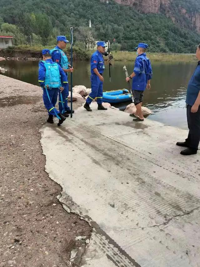 被非法放生的鳄鱼找到了，不幸死亡！官方：湖水并不适宜生存休闲区蓝鸢梦想 - Www.slyday.coM