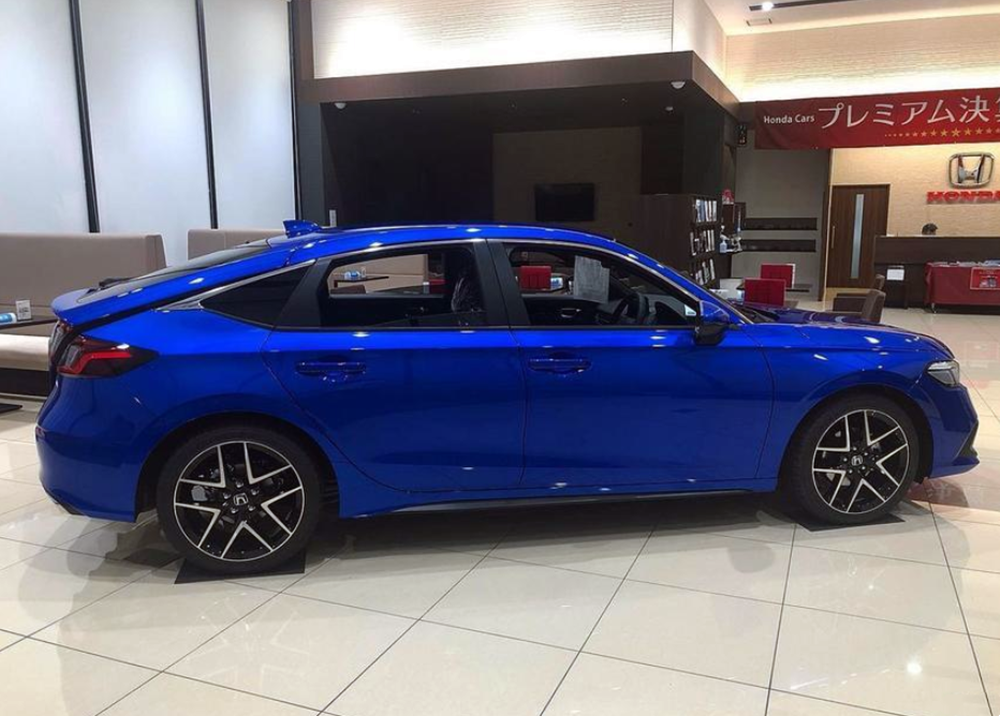 本田11代思域"两厢版"实拍!掀背造型,1.5t动力,外观更运动