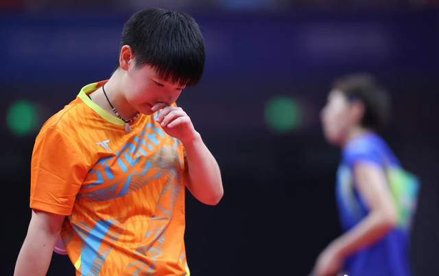 王曼昱连轰4休闲区蓝鸢梦想 - Www.slyday.coM