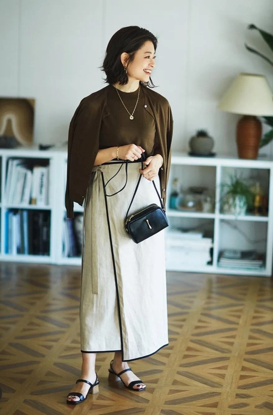 50岁女人就要穿得高级优雅看个矮微胖日本主妇这样穿优雅