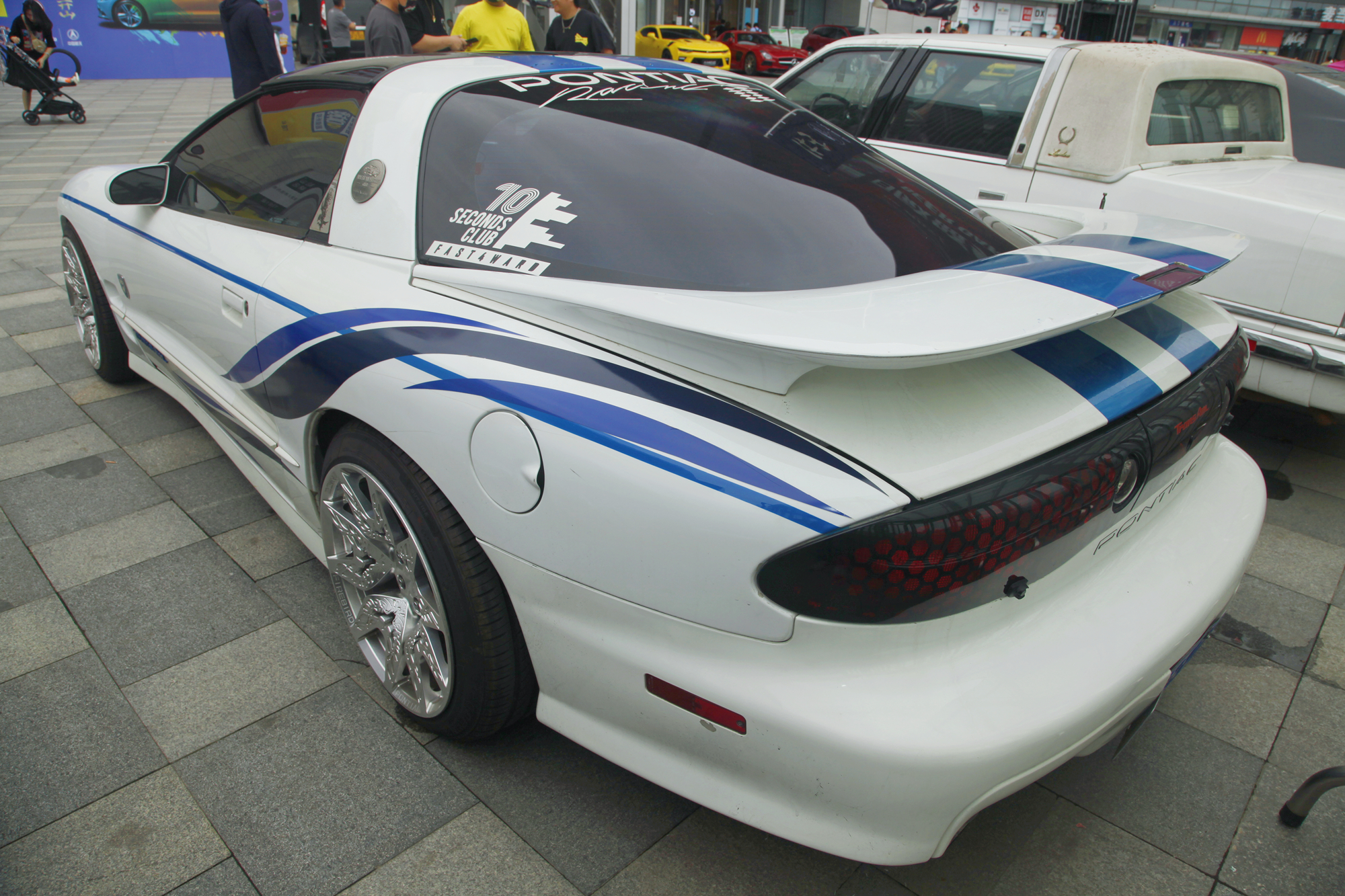 庞蒂亚克火鸟大排自吸的精神图腾