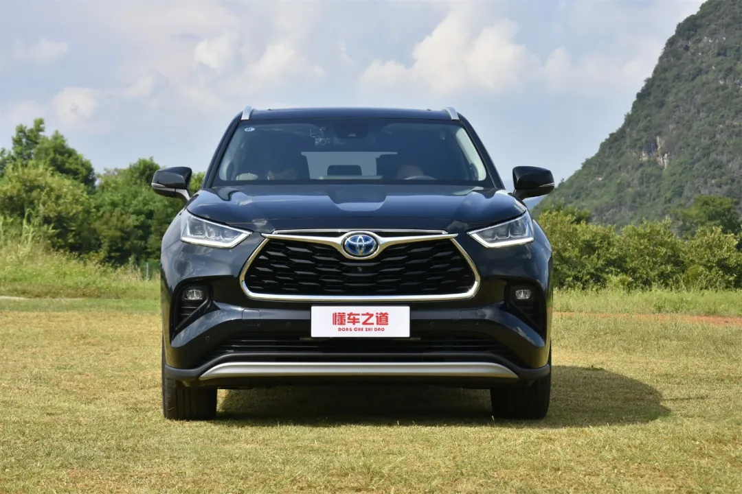 带上家人旅行过高品质生活第四代丰田汉兰达能满足