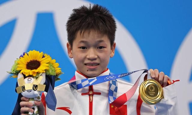 陈艾森带全红婵去动物园,陈芋汐“妒忌”了：2016年就去了休闲区蓝鸢梦想 - Www.slyday.coM