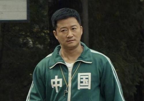 吴京晒与易烊千玺双人海报,《长津湖》预售破4千万,爆款预定