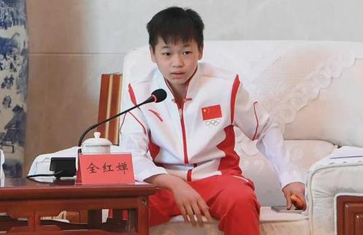 全红婵飞往广州!跳水师哥带逛动物园,开心合影,完成第一个心愿休闲区蓝鸢梦想 - Www.slyday.coM 全红婵飞往广州!跳水师哥带逛动物园,开心合影,完成第一个心愿休闲区蓝鸢梦想 - Www.slyday.coM