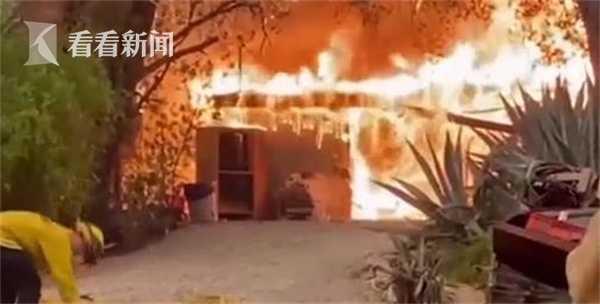 美国加州山火持续蔓延 一女子因涉嫌纵火被捕休闲区蓝鸢梦想 - Www.slyday.coM