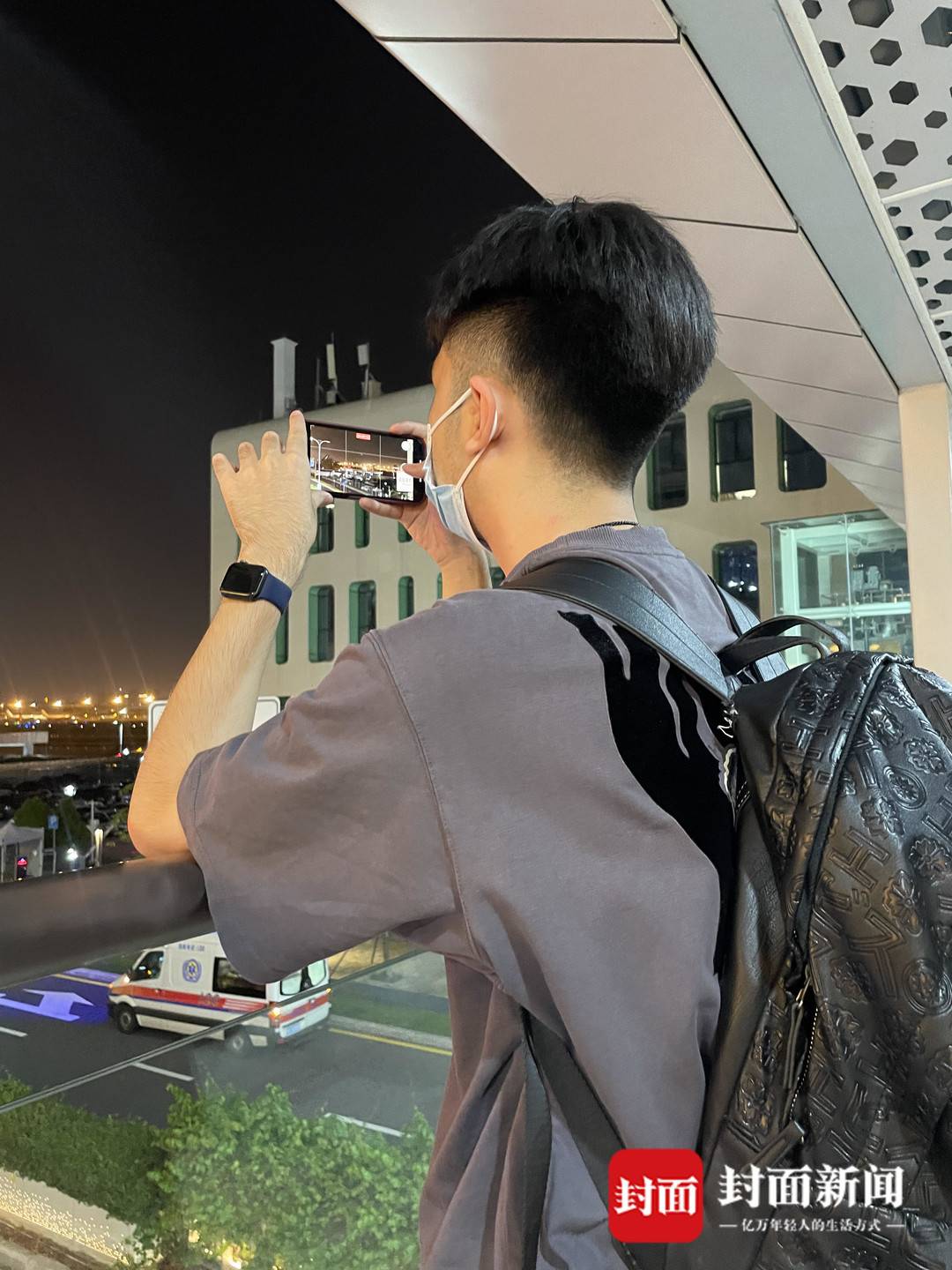 孟晚舟归来，有人用口红在双手写上“欢迎回家”！休闲区蓝鸢梦想 - Www.slyday.coM