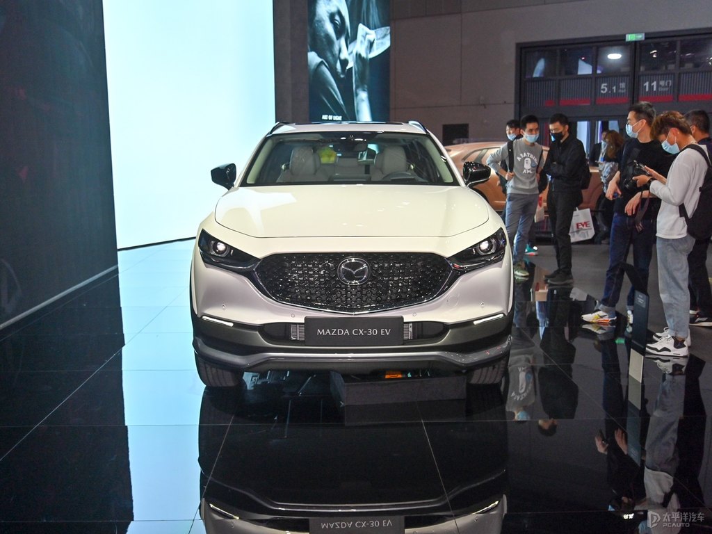 ԴCX-30 EV 15.98