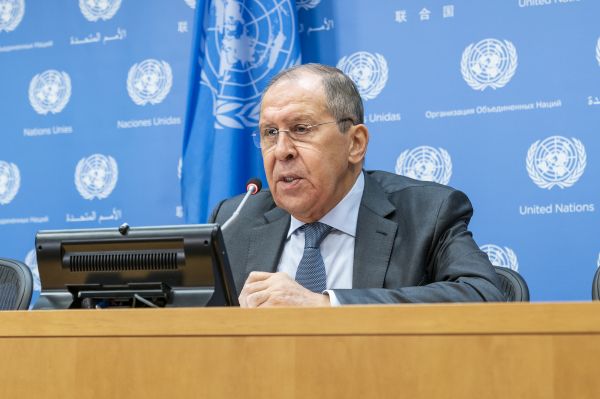 文内配图：2021年9月25日，美国纽约，俄罗斯外交部长拉夫罗夫在联合国召开新闻发布会。（图片来源：视觉中国）