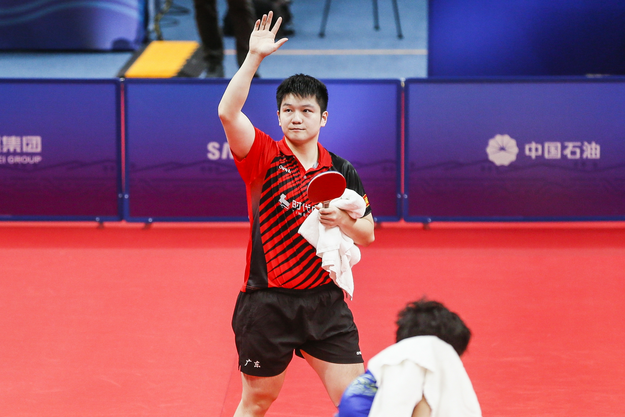 樊振东回应“国乒领军人”头衔：我成绩也没多好，还是要去拼休闲区蓝鸢梦想 - Www.slyday.coM