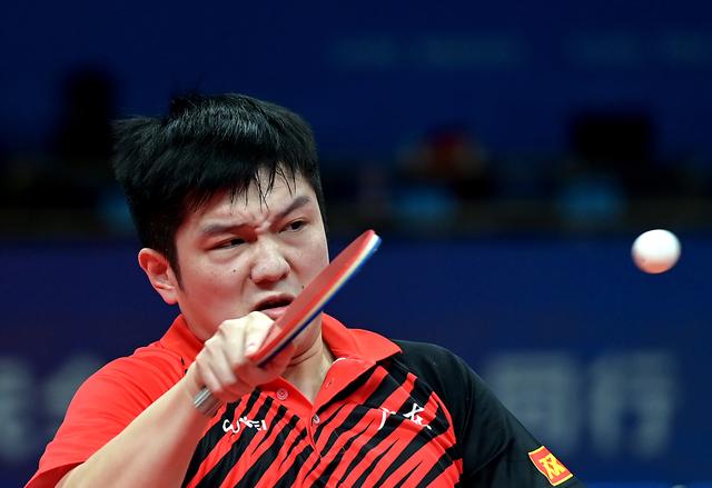 樊振东战胜梁靖崑 晋级全运会乒乓球男单决赛休闲区蓝鸢梦想 - Www.slyday.coM