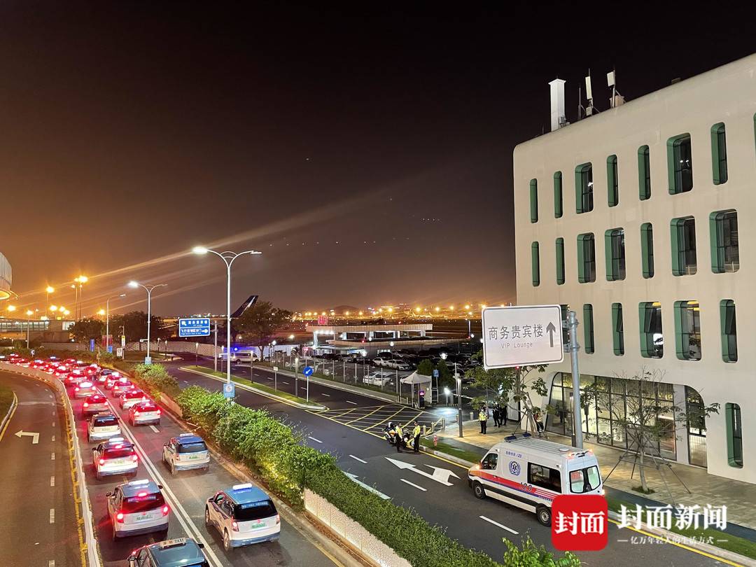 孟晚舟归来，有人用口红在双手写上“欢迎回家”！休闲区蓝鸢梦想 - Www.slyday.coM