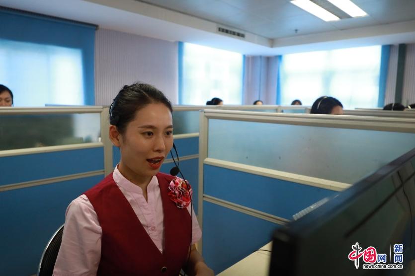 探访铁路12306客服高手每天接听电话超300个善于长话短说