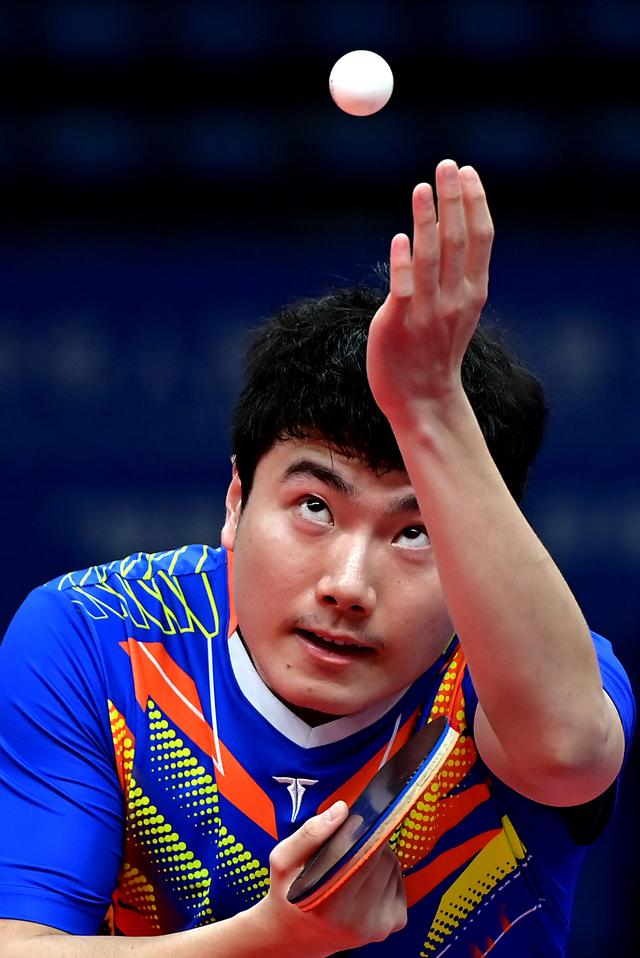 樊振东战胜梁靖崑 晋级全运会乒乓球男单决赛休闲区蓝鸢梦想 - Www.slyday.coM