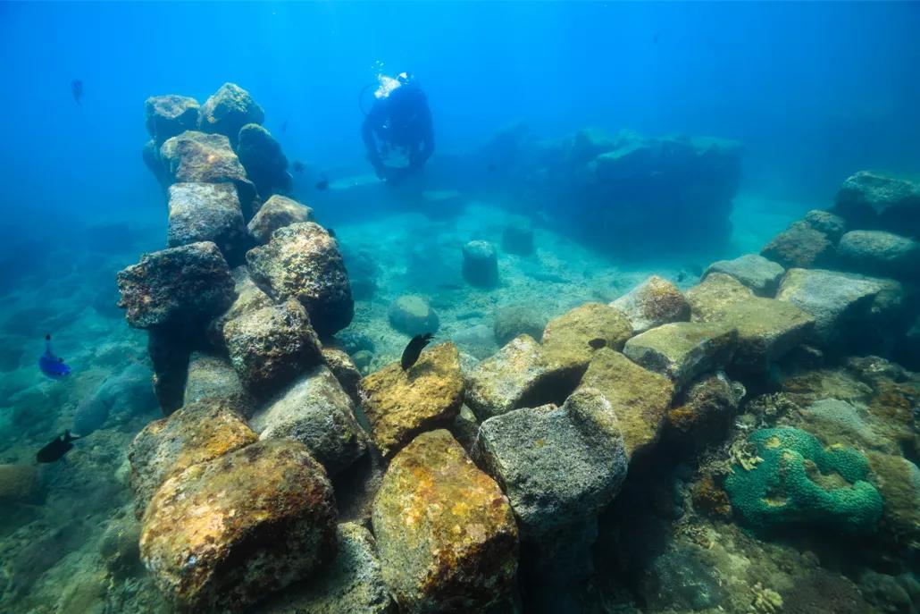 分界洲岛海底的秘密，藏不住了！休闲区蓝鸢梦想 - Www.slyday.coM