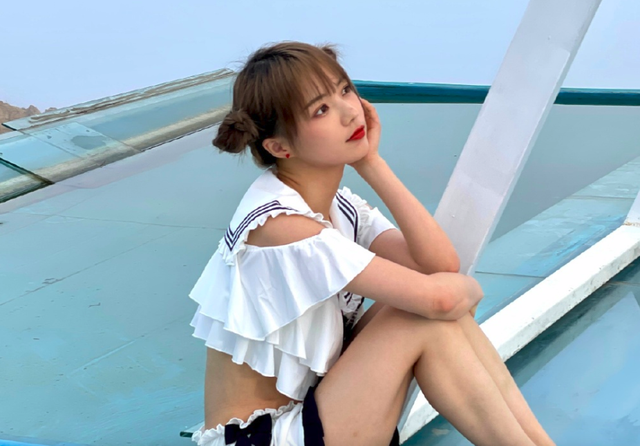 网红党妹近况曝光疑似参加素养培训班标志性黄发显眼