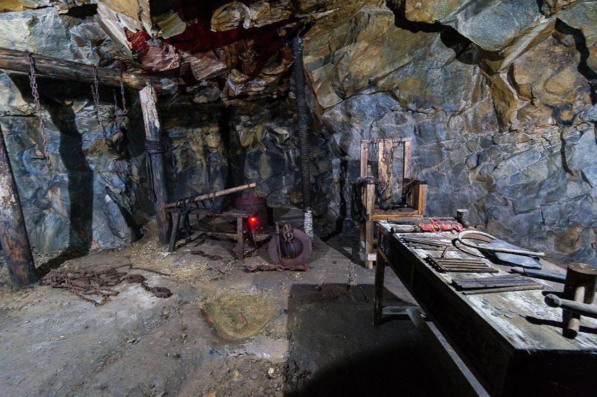 1975年老农发现一具手铐尸骸，是失踪20年的女烈士，惊动当地政府休闲区蓝鸢梦想 - Www.slyday.coM