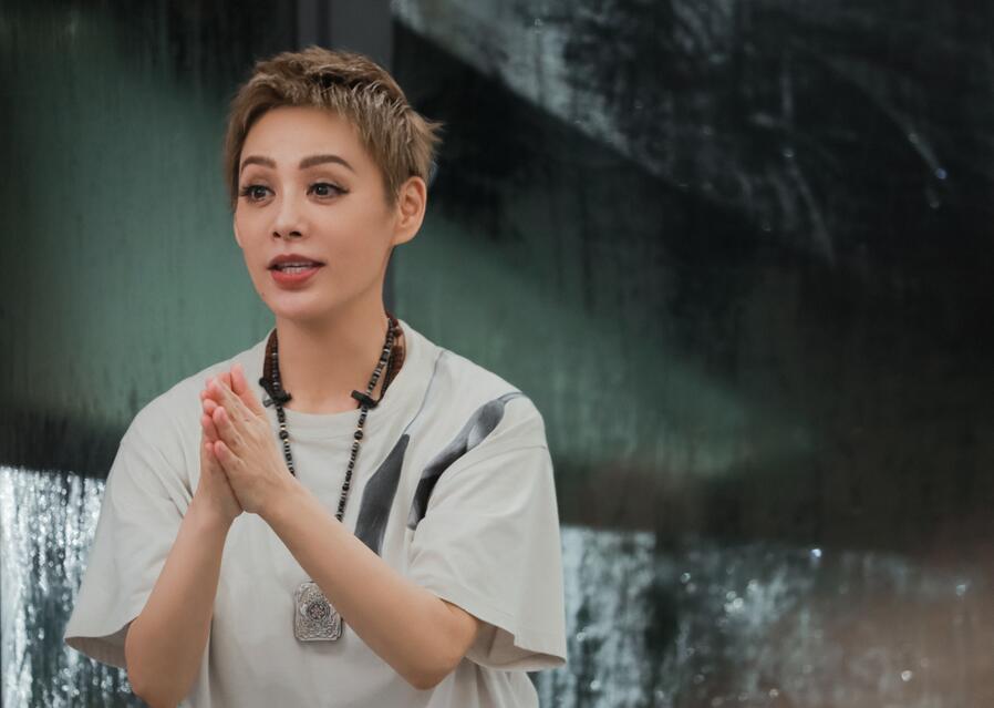 宁静和黄晓明爆发了矛盾全网都心疼黄晓明我倒觉得宁静更可怜