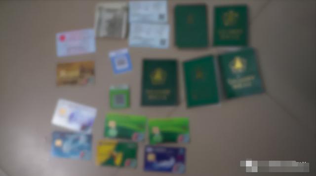 花6元买票混一天！2名聋哑女子车站乞讨，被行政拘留3日休闲区蓝鸢梦想 - Www.slyday.coM