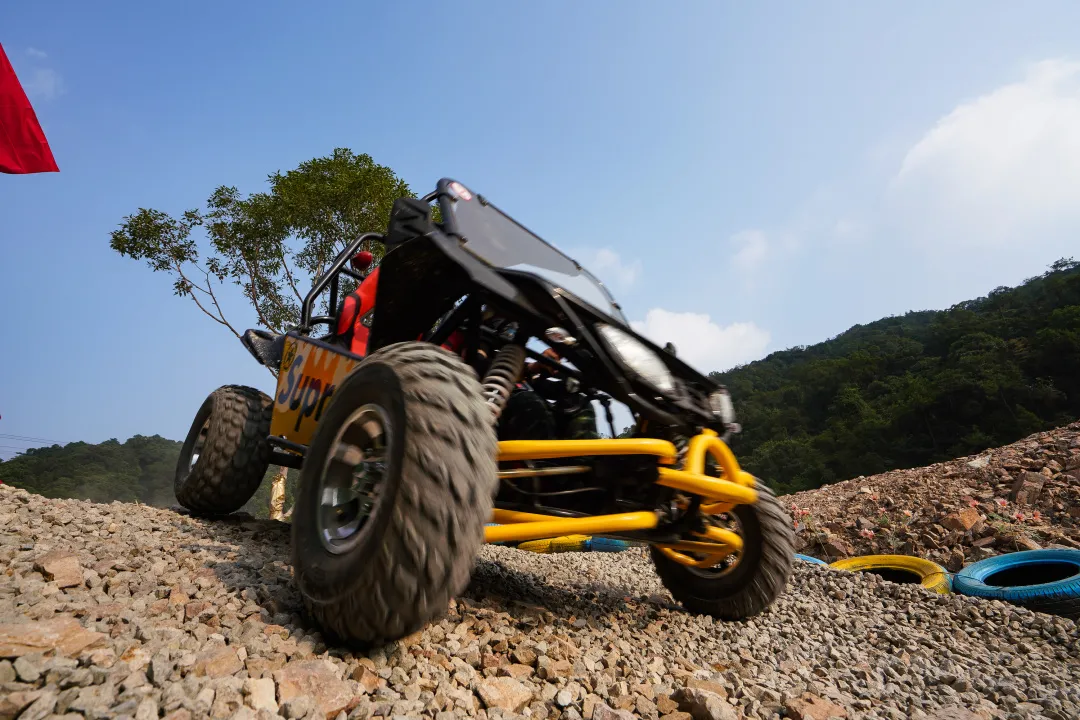 超级炫酷的山地越野车玩法带给你们前所未有的新奇感受激发出无数小