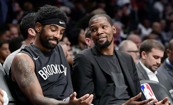 欧文拒谈疫苗接种!直言是个人隐私,赢得总冠军才是第一位休闲区蓝鸢梦想 - Www.slyday.coM 欧文拒谈疫苗接种!直言是个人隐私,赢得总冠军才是第一位休闲区蓝鸢梦想 - Www.slyday.coM