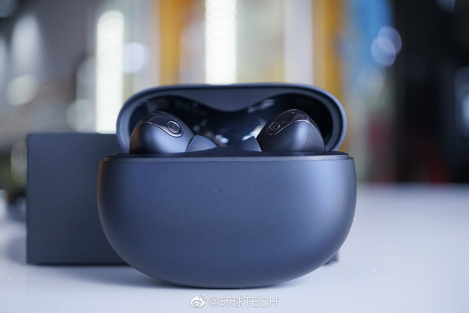 小米真无线降噪耳机3pro从亮面变磨砂哑光不怕磨花了