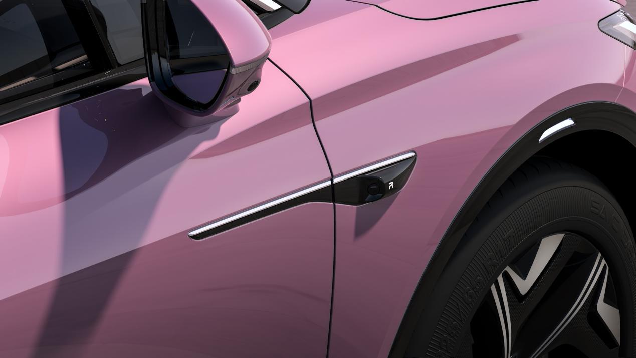 细品「r汽车」es33的设计美学!智能纯电时代如何打造高级感?
