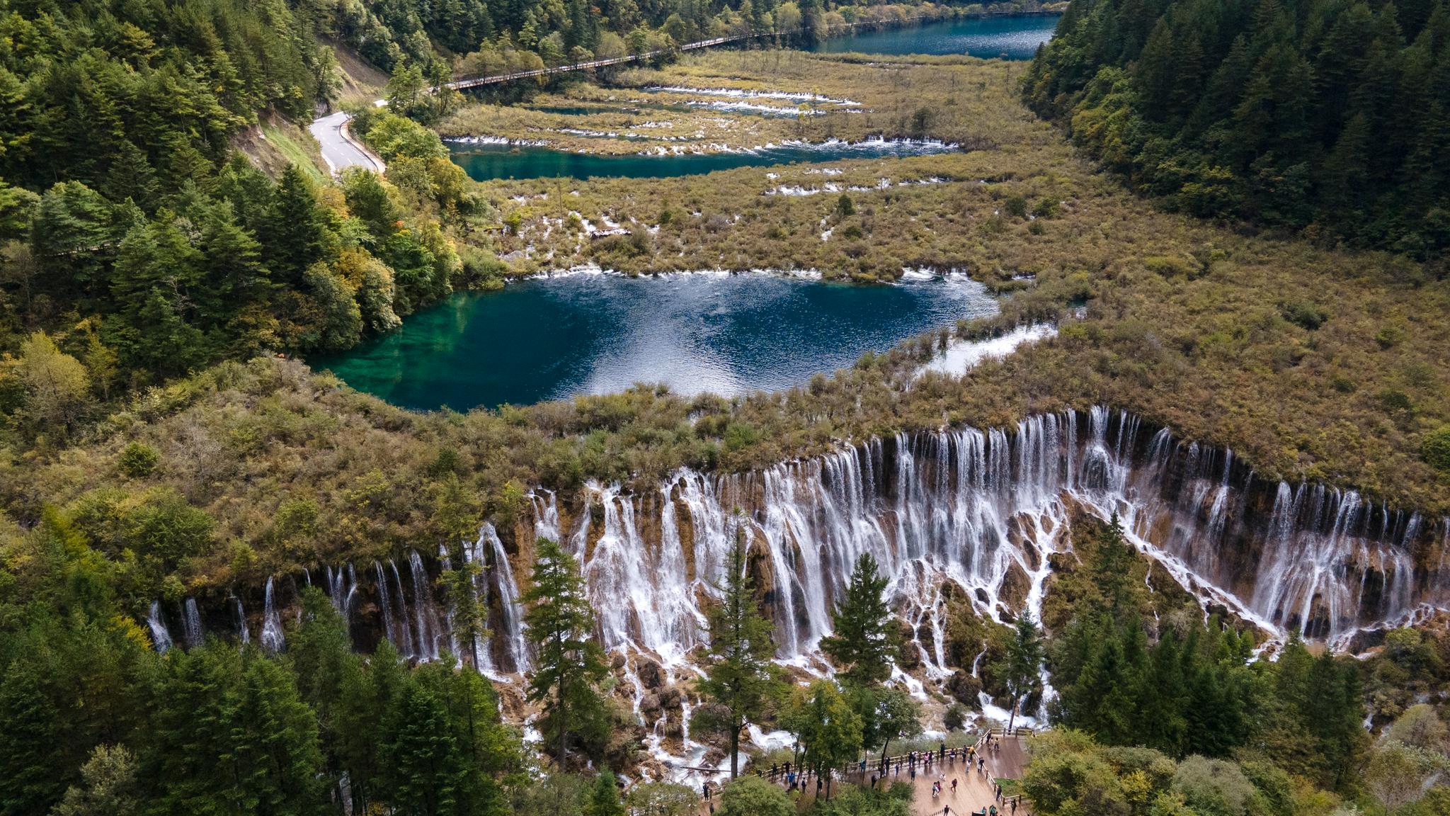 震后"补妆"归来 九寨沟景区全域恢复开放|四川省_新浪新闻