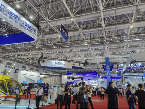 直击中国航展：700家企业齐聚，国之重器亮相！这些上市公司也来了……休闲区蓝鸢梦想 - Www.slyday.coM