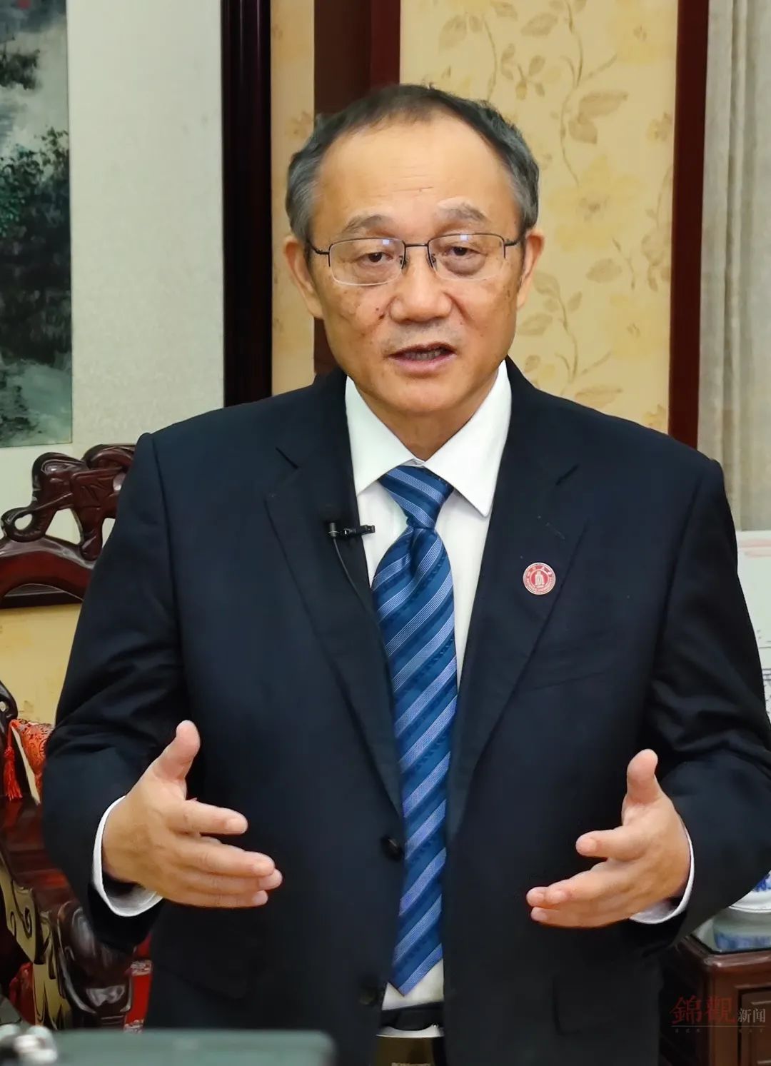 川大华西医院教授捐1亿元奖励：我和家人花是浪费休闲区蓝鸢梦想 - Www.slyday.coM