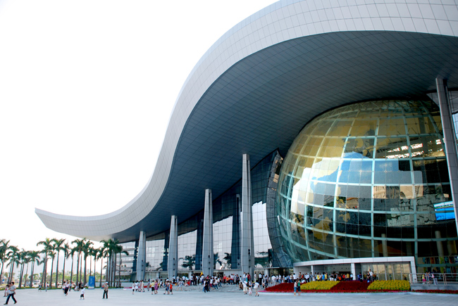 返回舱航天服科技大片国庆打卡飞天之梦精彩尽在广东科学中心