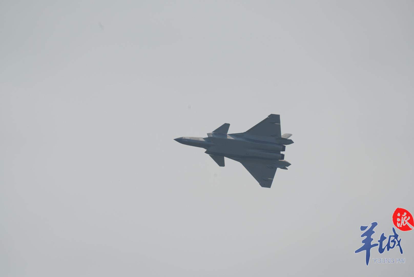 图集视频第十三届中国航展上演空中芭蕾一众明星机型都来了