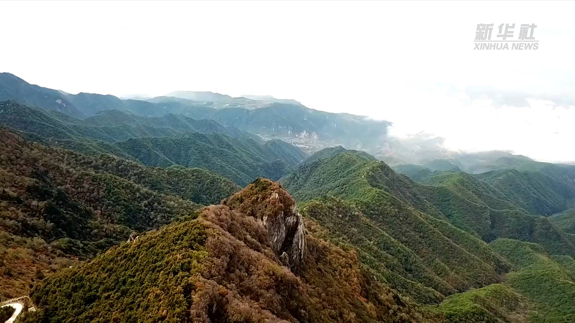 雨后兴唐寺自然风景区美如画