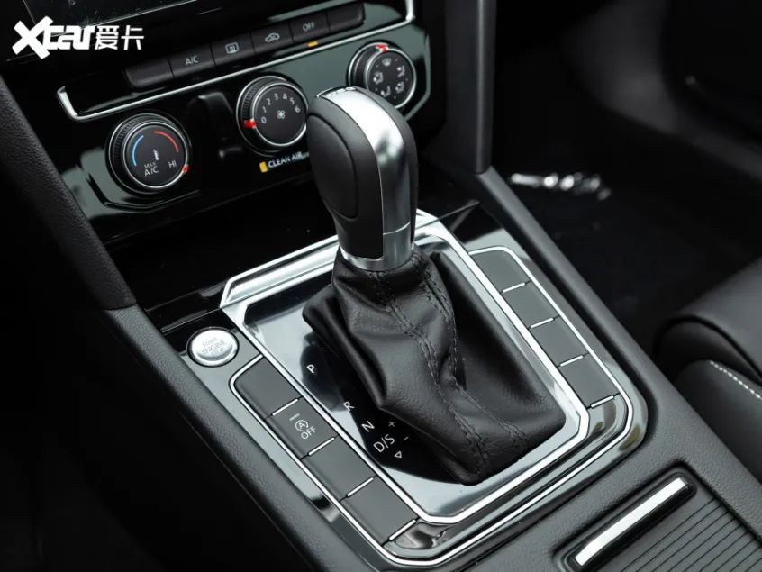 要买别犹豫，四款“打骨折”中型车推荐