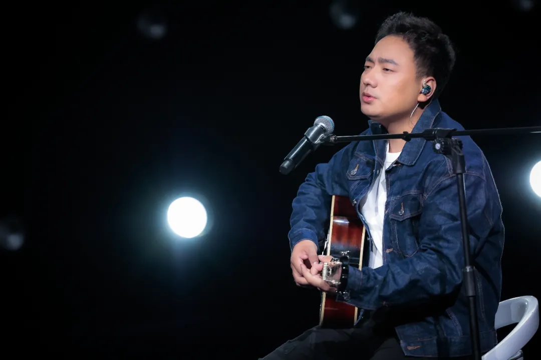 海来阿木受邀接受央视特别专访cctv15今晚2150播出