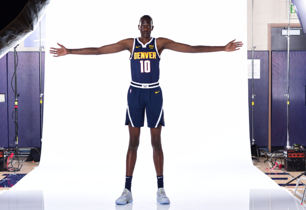 小杜兰特降世臂展达2米31俘获nba极品花魁身材不输卡戴珊