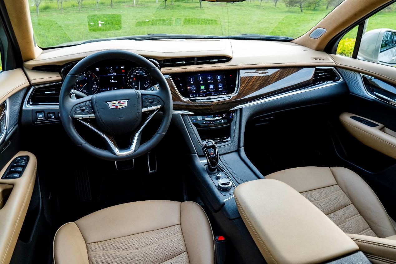 驾域丨不加奶的美式更醇香试驾凯迪拉克xt6