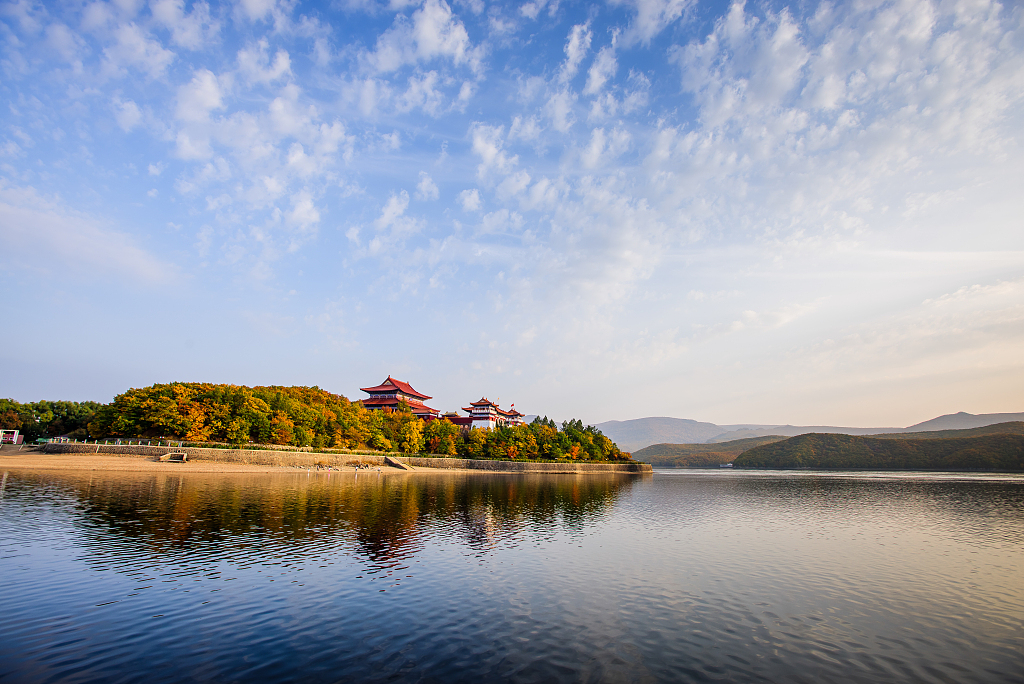 黑龙江牡丹江市:群山环抱之中的镜泊湖|黑龙江省|镜泊湖|牡丹江市