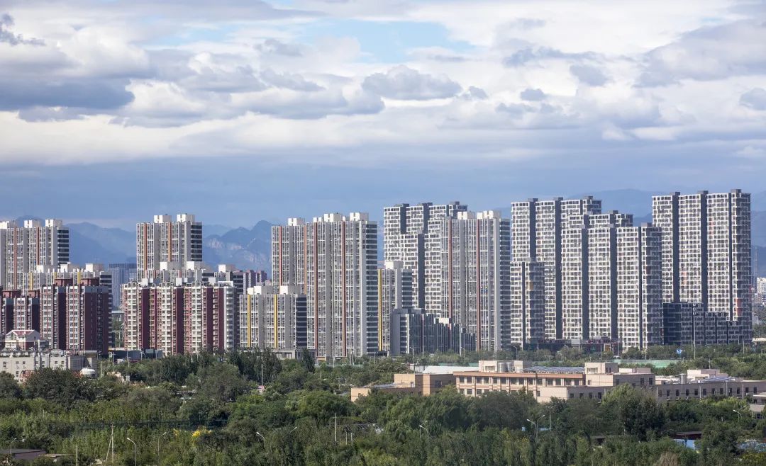 “顶级学区”直降120万，单月成交量减超3000套，北京二手房退烧！休闲区蓝鸢梦想 - Www.slyday.coM