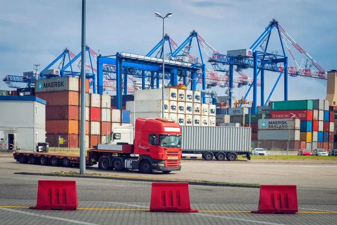 需求大港口堵马士基发布海陆空运输最新动态物流巴巴